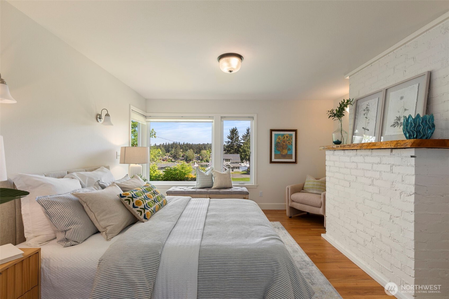 5930 Rose Loop Northeast Bainbridge Island, WA 98110 - Photo 26 of 40