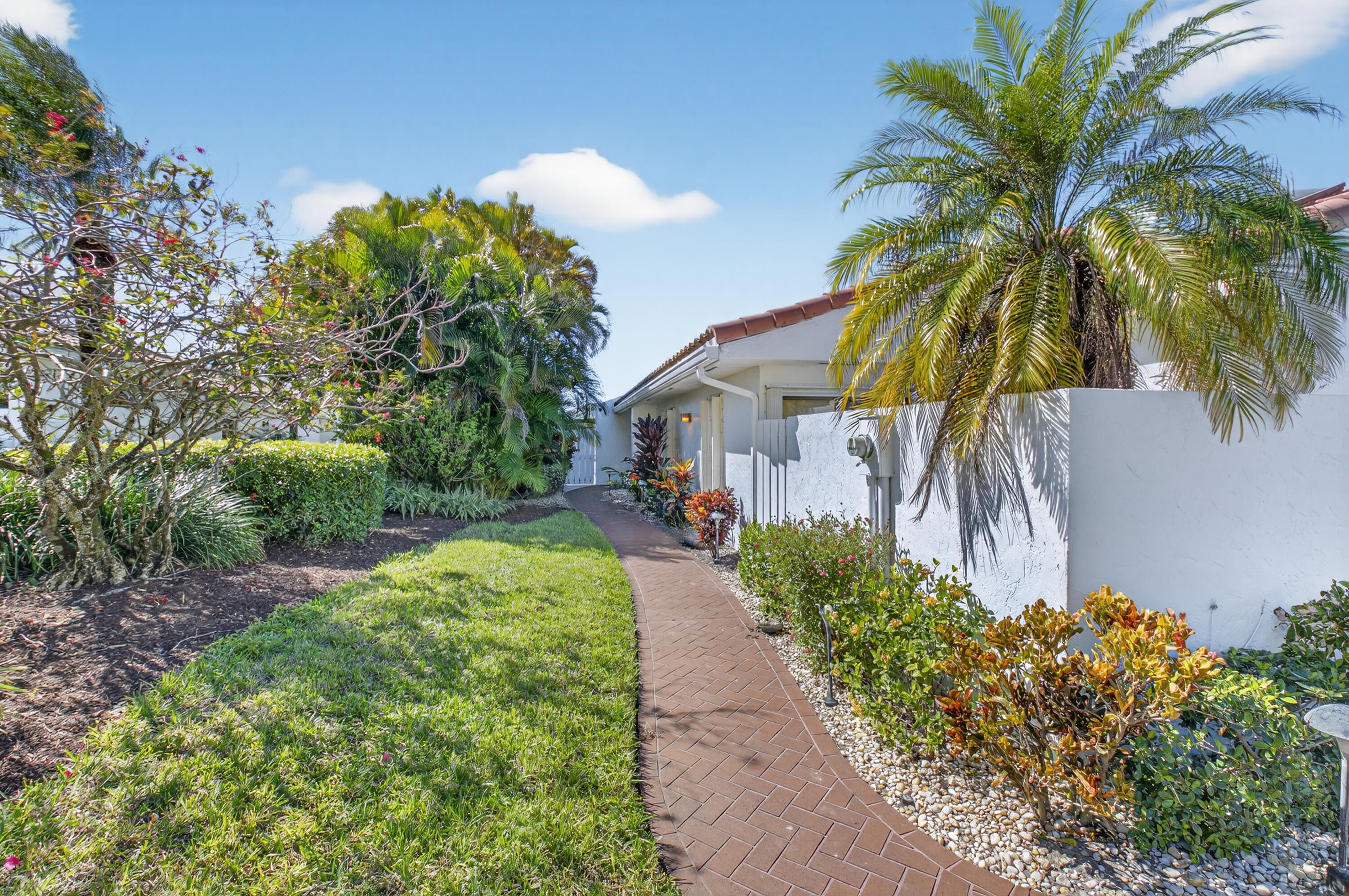 7760 Wind Key Drive Boca Raton, FL 33434 - Photo 40 of 72 FRONT WALKWAY