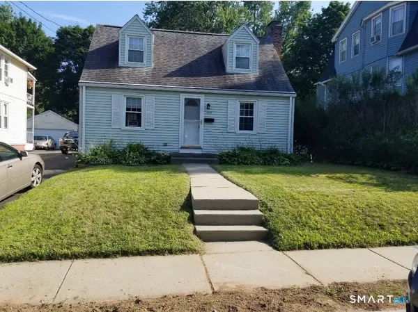$2,600 | 109 Caya Avenue, West Hartford, CT 06110