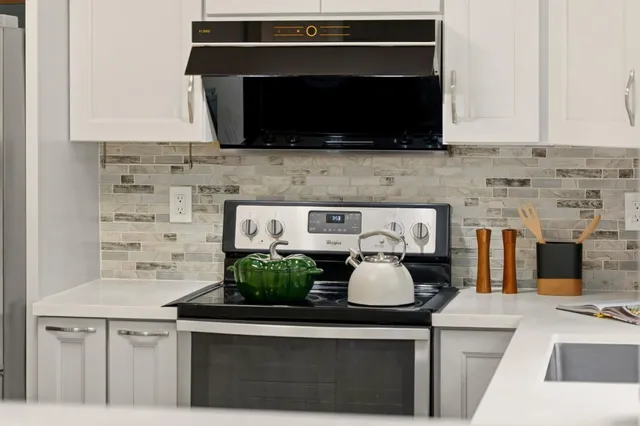 $1,368,888 | 210 Elm Wood Court, Los Gatos, CA 95032