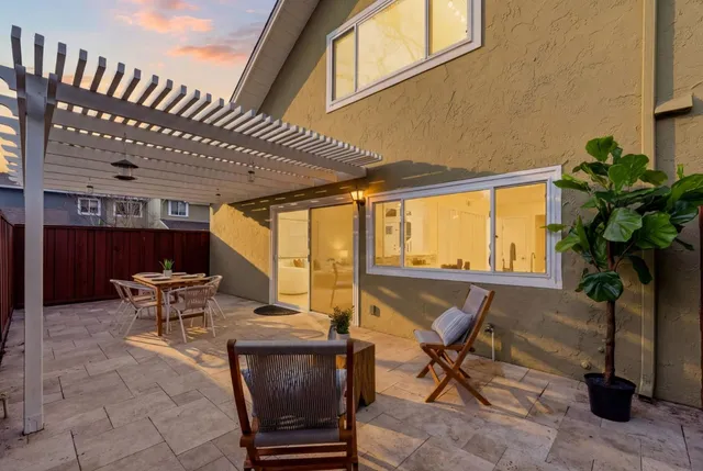 $1,368,888 | 210 Elm Wood Court, Los Gatos, CA 95032