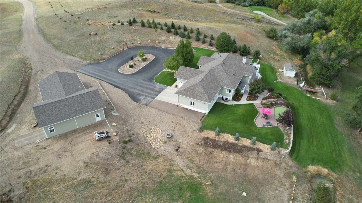 406 Country Club Road Glendive, MT 59330 - Photo 4 of 48 Gallery Image 4
