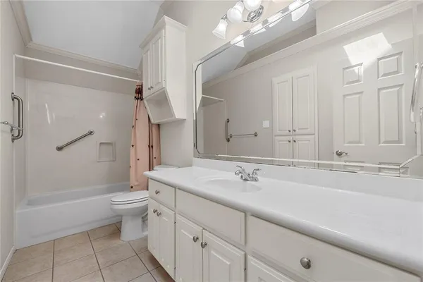 $369,000 | 1209 Stonehill Circle, Hewitt, TX 76643