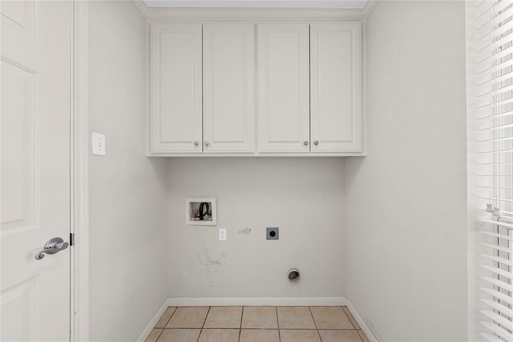 1209 Stonehill Circle Hewitt, TX 76643 - Photo 18 of 24 a view of an empty room