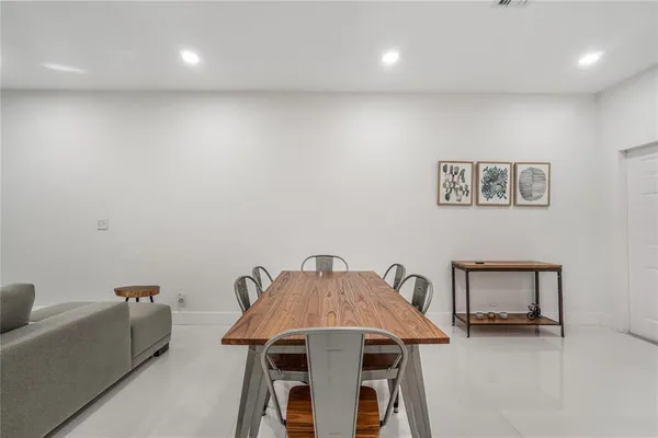 $3,250 | 4204 Vineyard Circle, Unit 2, Weston, FL 33332