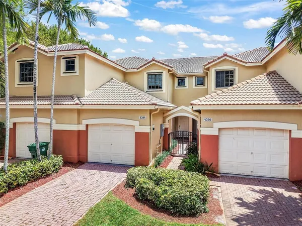 $3,250 | 4204 Vineyard Circle, Unit 2, Weston, FL 33332
