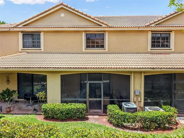 $3,250 | 4204 Vineyard Circle, Unit 2, Weston, FL 33332