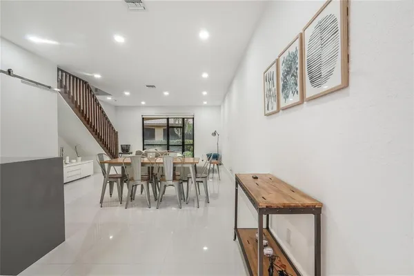 $3,250 | 4204 Vineyard Circle, Unit 2, Weston, FL 33332