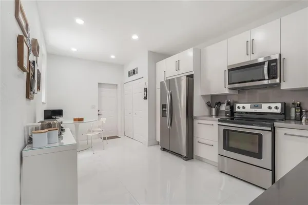 $3,250 | 4204 Vineyard Circle, Unit 2, Weston, FL 33332