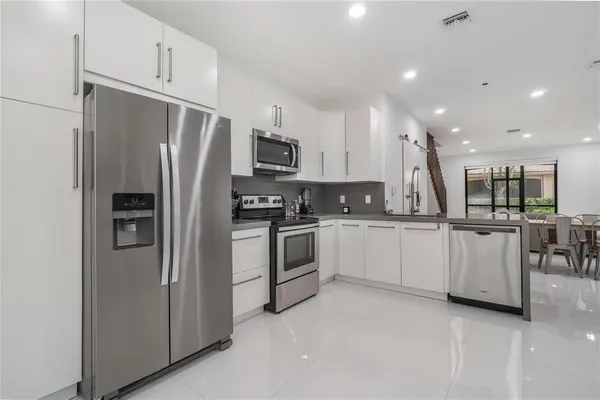 $3,250 | 4204 Vineyard Circle, Unit 2, Weston, FL 33332