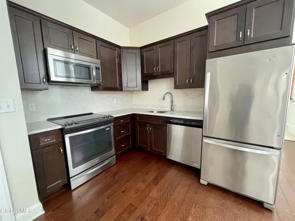 $3,151 | 233 Lake Avenue, Unit 201, Saratoga Springs, NY 12866