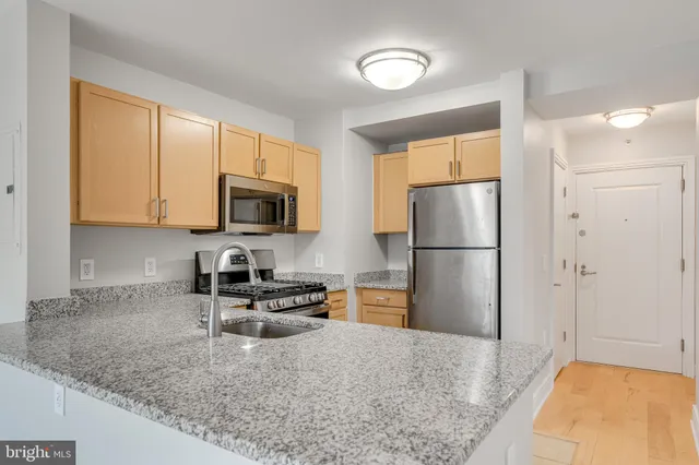 $329,900 | 800 4th Street Southwest, Unit S418, Washington, DC 20024