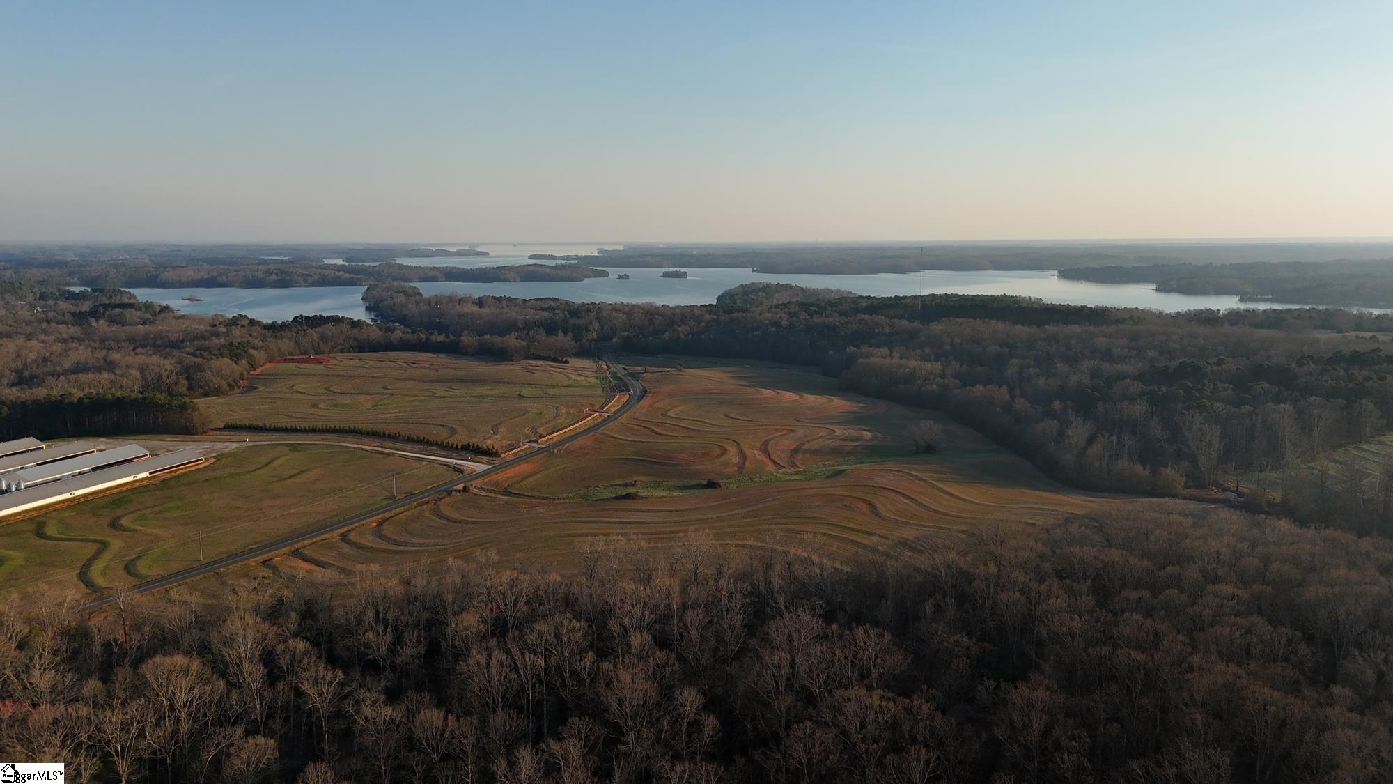 4 Fred Dobbins Road Townville, SC 29689 - Photo 12 of 25 Gallery Image 12