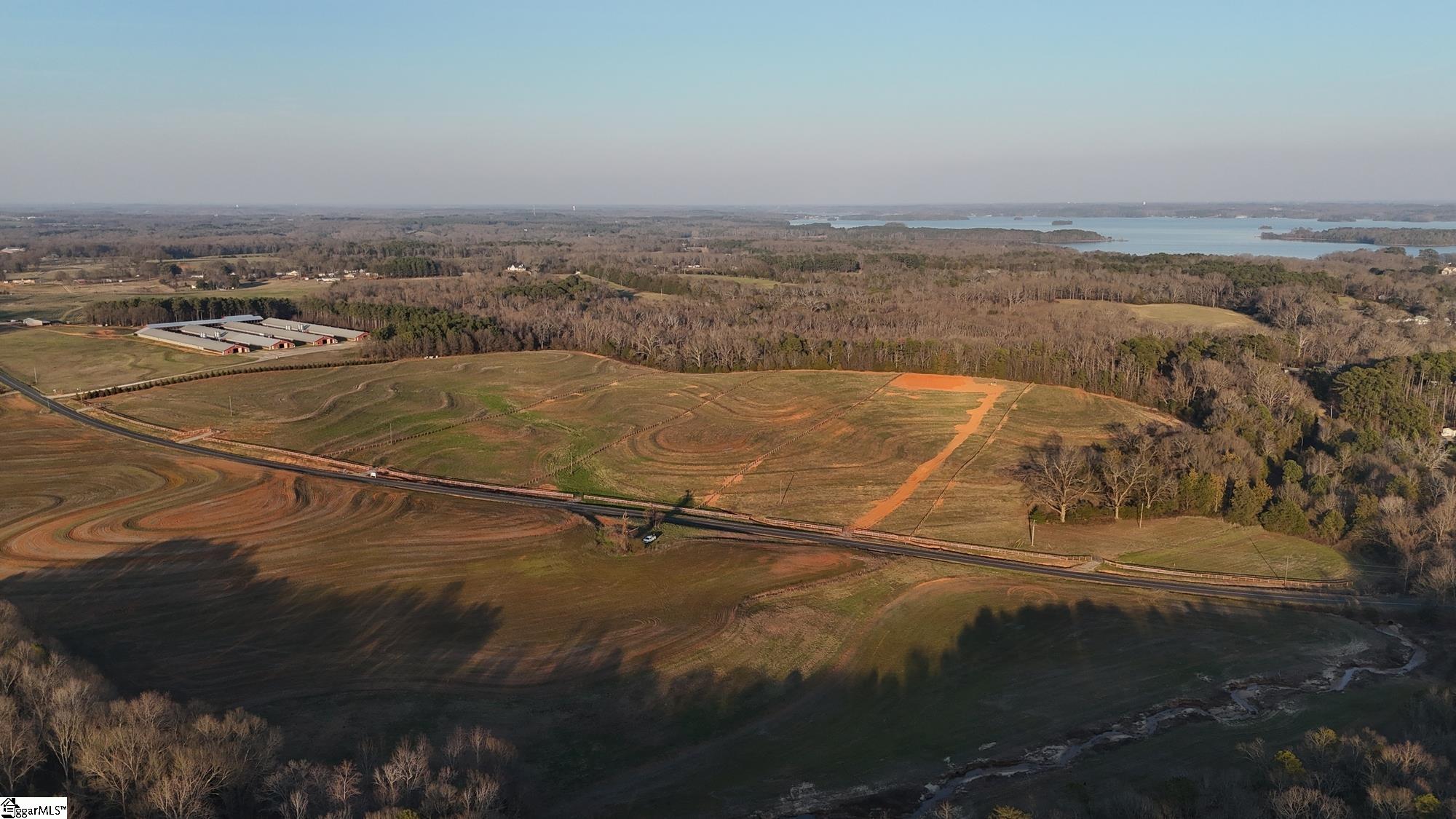 4 Fred Dobbins Road Townville, SC 29689 - Photo 10 of 25 Gallery Image 10