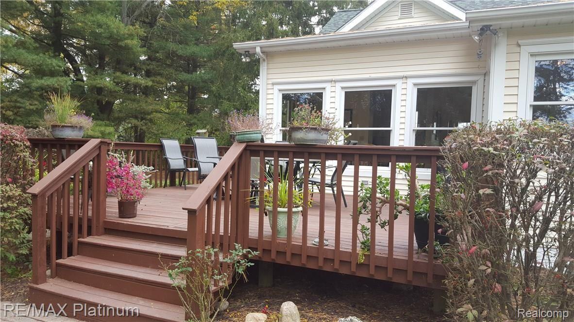 2591 West Coon Lake Road Howell, MI 48843 - Photo 8 of 23 2015-10-14 14.55