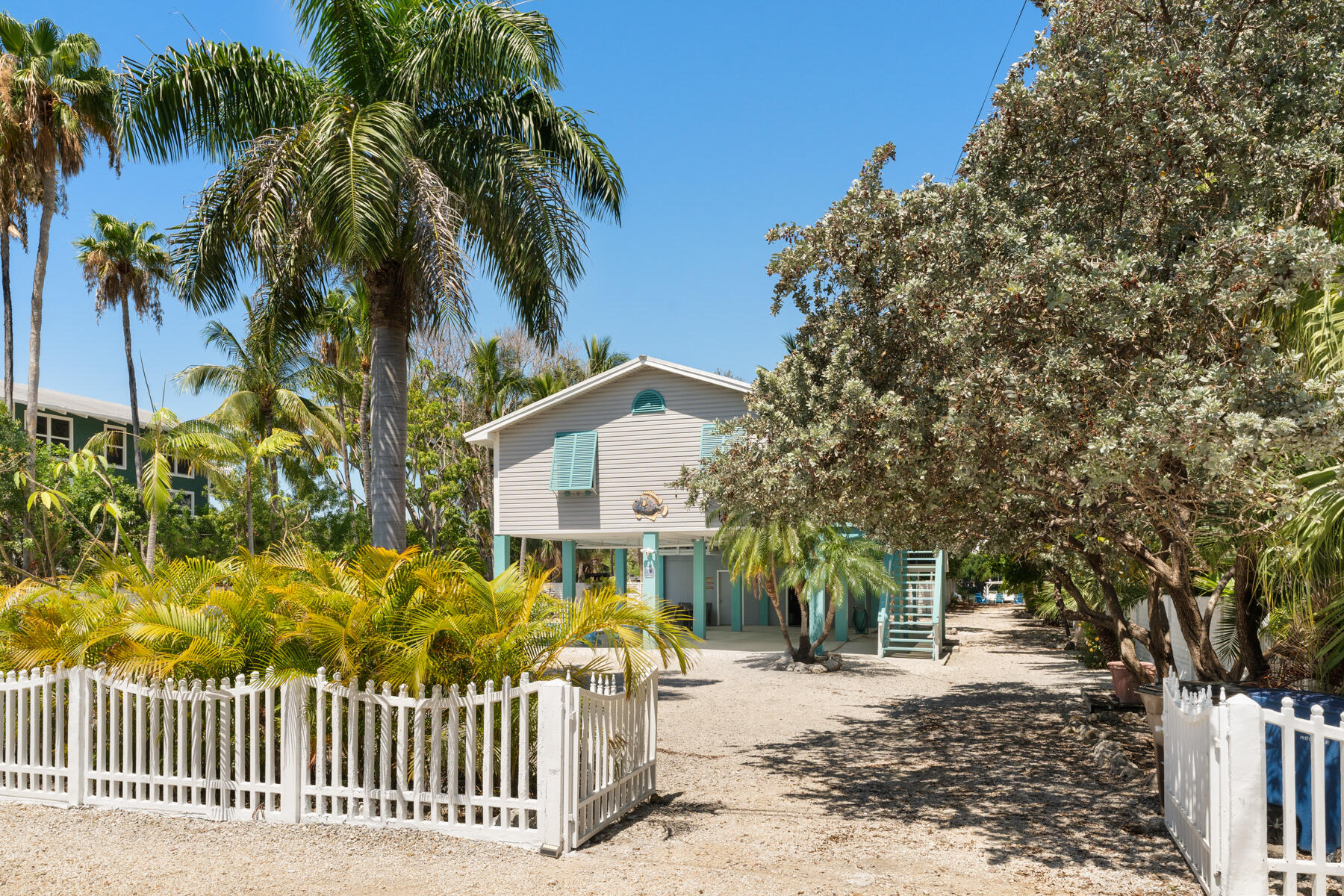 81 Jean La Fitte Drive Key Largo, FL 33037 - Photo 31 of 61 Mature landscaping here