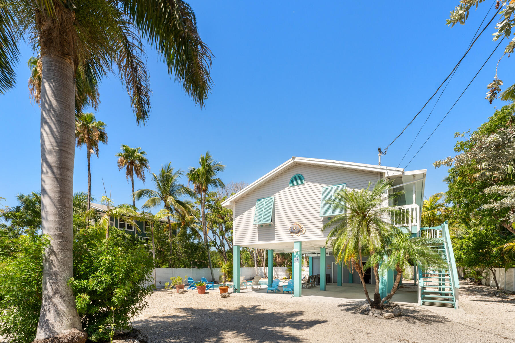 81 Jean La Fitte Drive Key Largo, FL 33037 - Photo 33 of 61 Carport under for lounging area