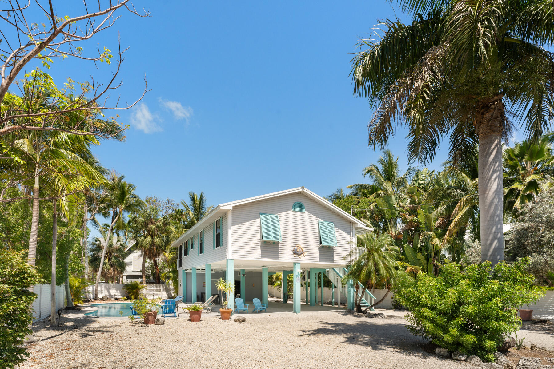 81 Jean La Fitte Drive Key Largo, FL 33037 - Photo 10 of 61 Spacious and low maintenance yard