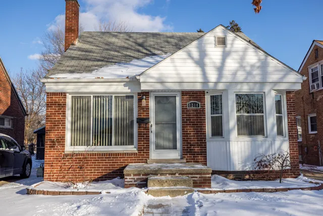 $164,900 | 8218 Beaverland Street, Detroit, MI 48239