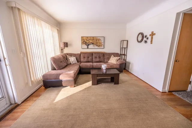 $164,900 | 8218 Beaverland Street, Detroit, MI 48239