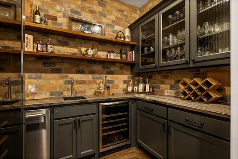 $2,100,000 | 7008 Woodridge Drive, Flower Mound, TX 75022