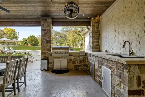 $2,100,000 | 7008 Woodridge Drive, Flower Mound, TX 75022