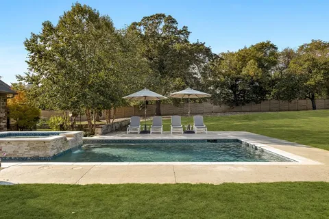 $2,100,000 | 7008 Woodridge Drive, Flower Mound, TX 75022