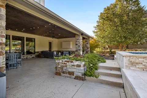 $2,100,000 | 7008 Woodridge Drive, Flower Mound, TX 75022