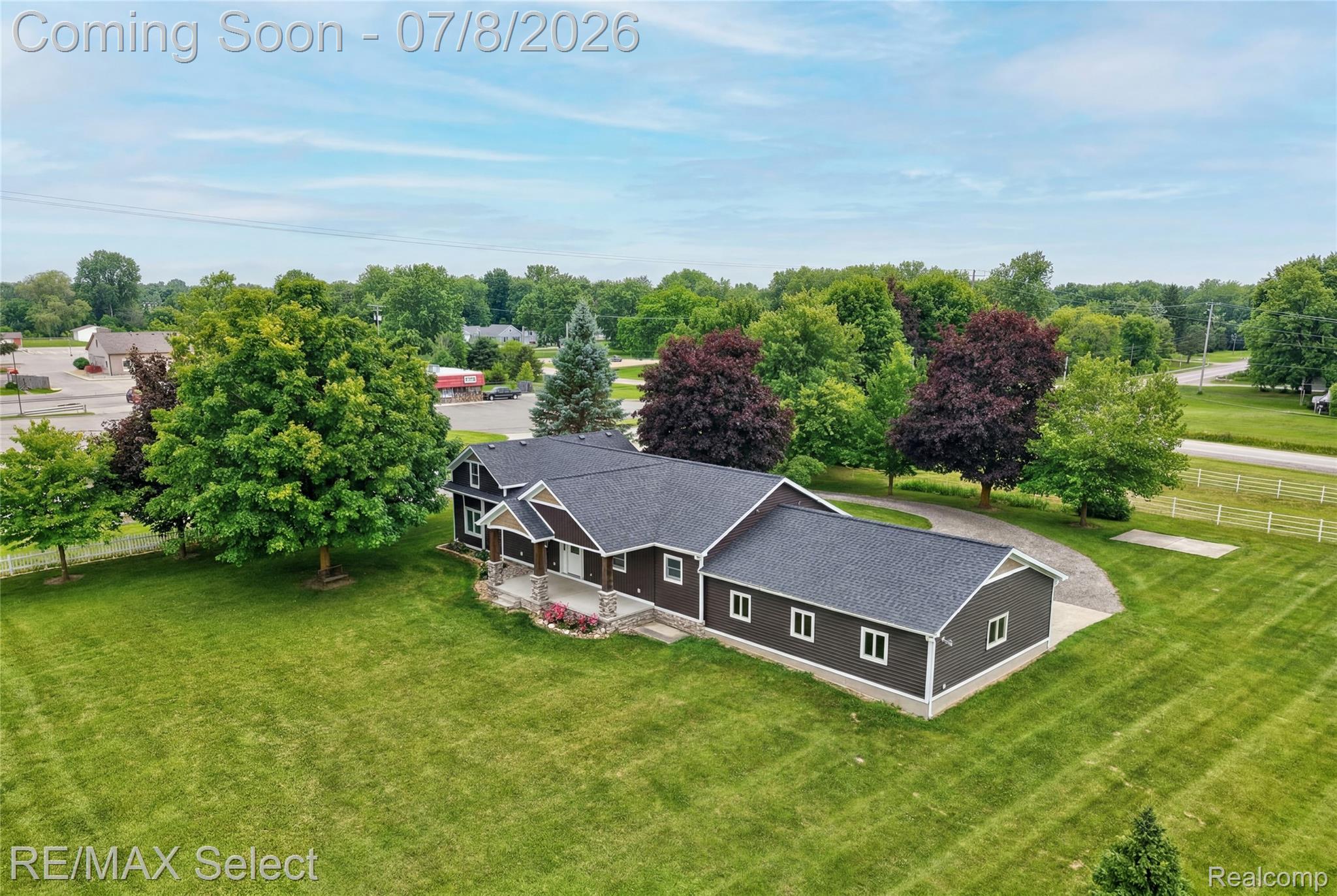 11025 Davison Road Davison, MI 48423 - Photo 3 of 75 11025 Davison Road 004.JPG