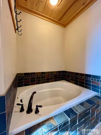 $1,649,000 | 3797 Taylor Mountain Drive, Island Park, ID 83429