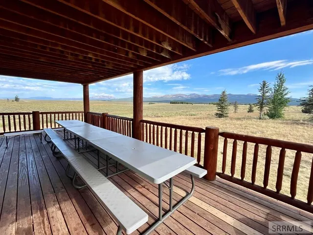 $1,649,000 | 3797 Taylor Mountain Drive, Island Park, ID 83429