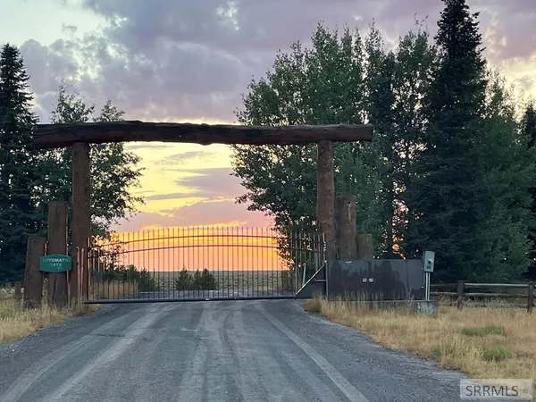 $1,649,000 | 3797 Taylor Mountain Drive, Island Park, ID 83429