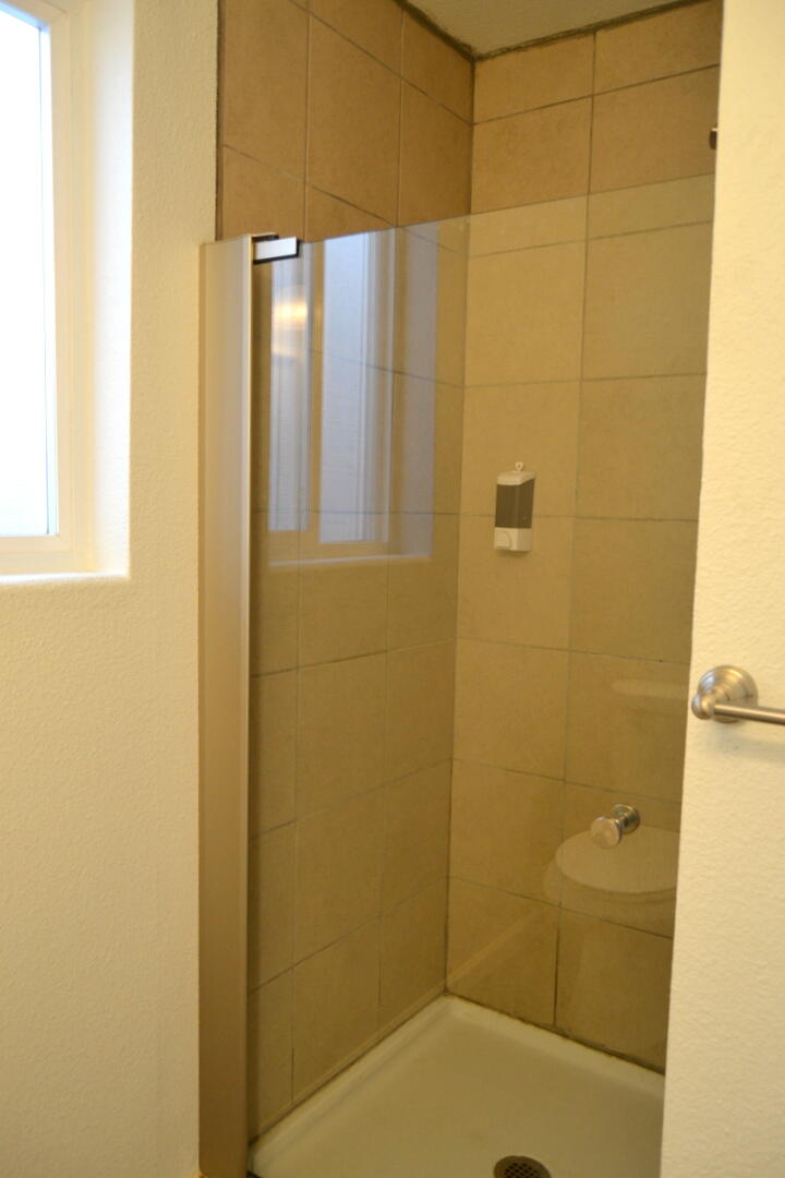 1471 Dowell Road Grants Pass, OR 97527 - Photo 13 of 31 DSC_5454