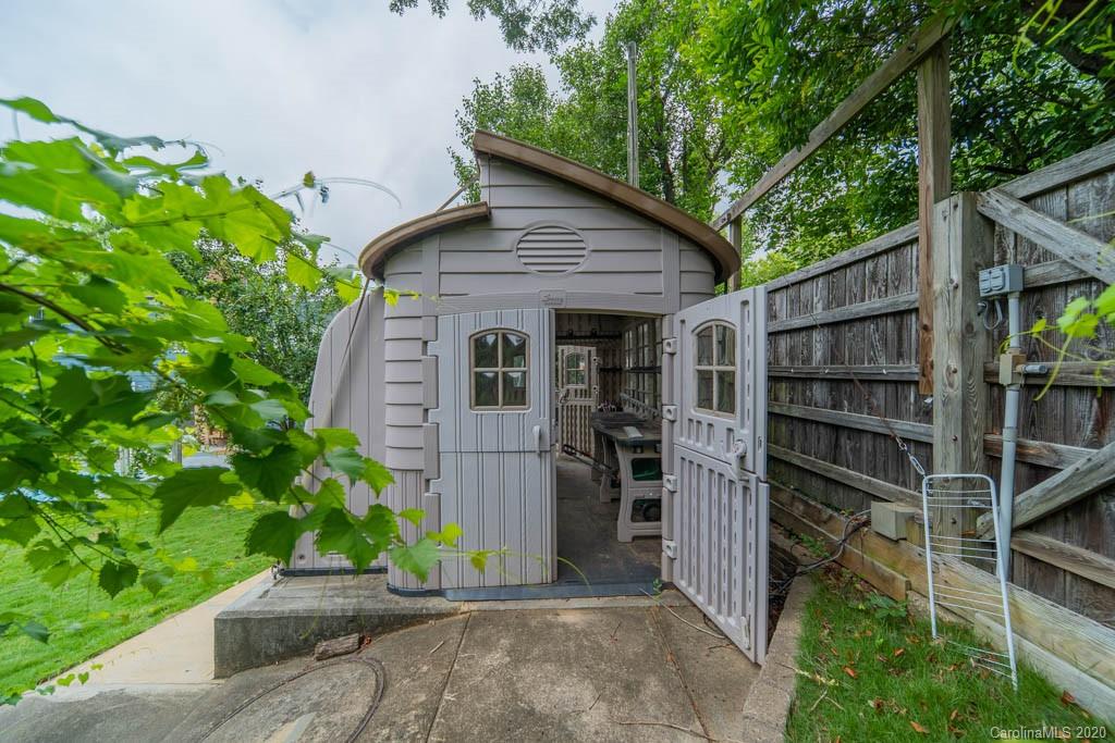 7321 Ricewell Road Charlotte, NC 28226 - Photo 4 of 27 Gallery Image 4