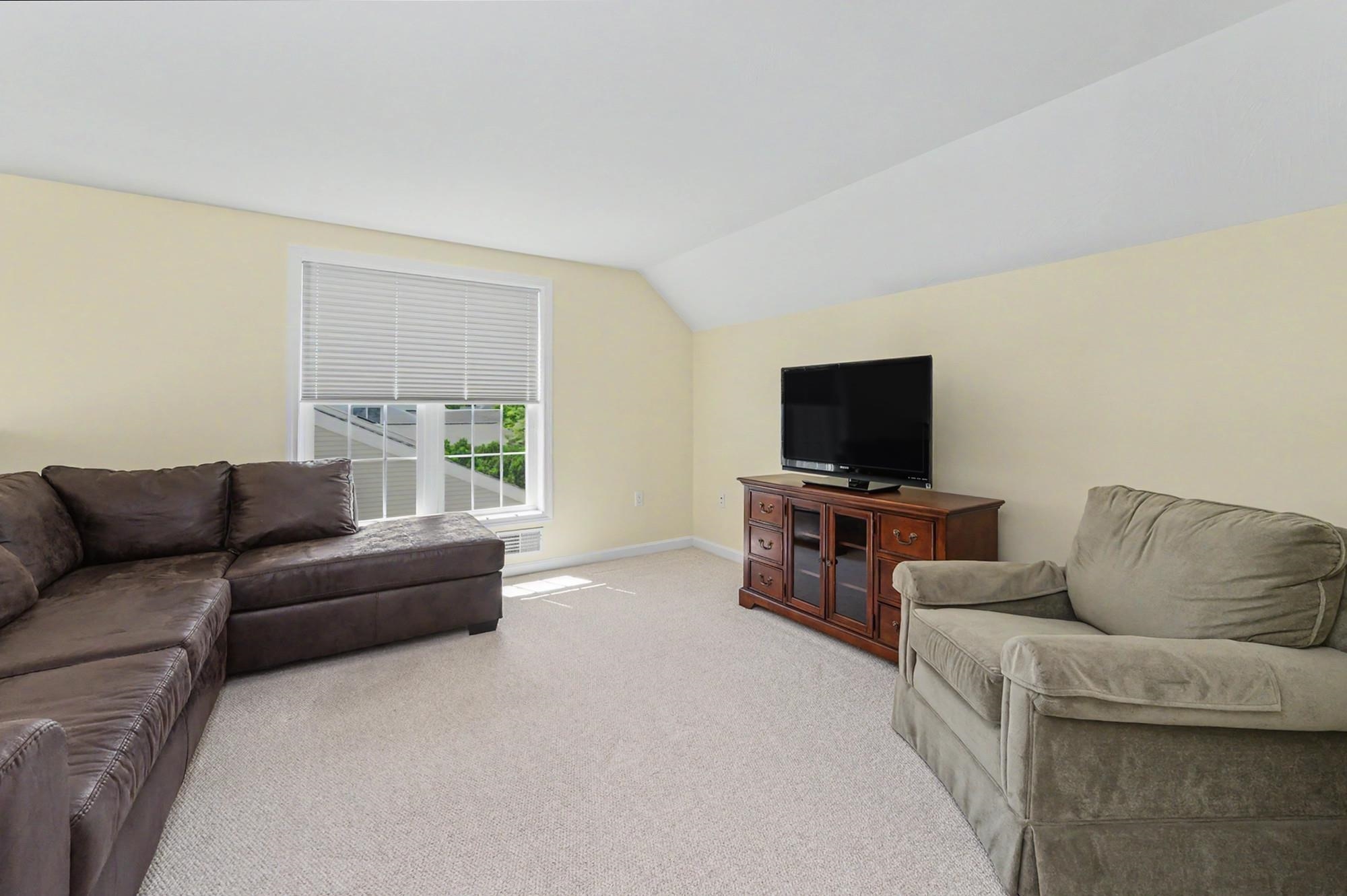 143 Hampton Meadows Hampton, NH 03842 - Photo 24 of 51