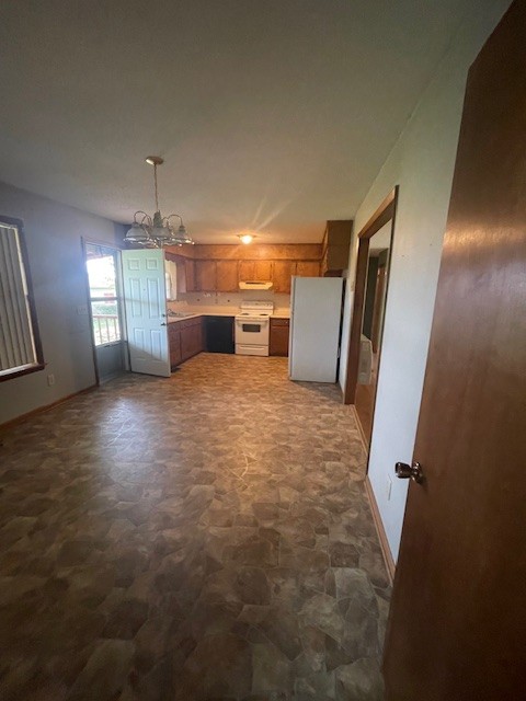 108 Bud Taylor Road Ethridge, TN 38456 - Photo 28 of 28 a view of a livingroom with a kitchen