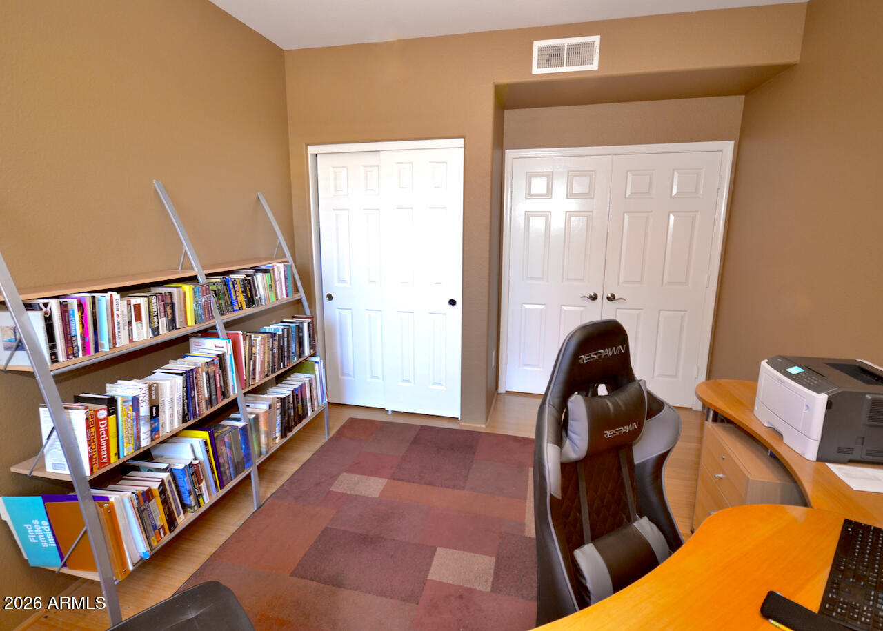 5303 North 7th Street, Unit 117 Phoenix, AZ 85014 - Photo 16 of 33 Staged