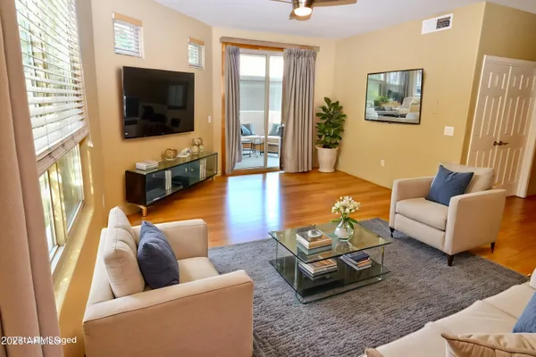 $344,800 | 5303 North 7th Street, Unit 117, Phoenix, AZ 85014