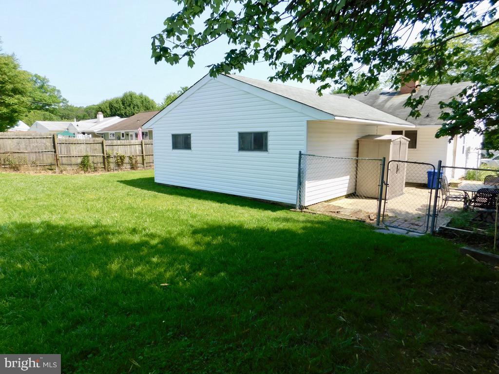 4720 Mawani Road Baltimore, MD 21206 - Photo 28 of 34 Rear Yard