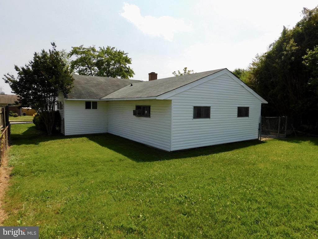 4720 Mawani Road Baltimore, MD 21206 - Photo 29 of 34 Other side of Rear Yard