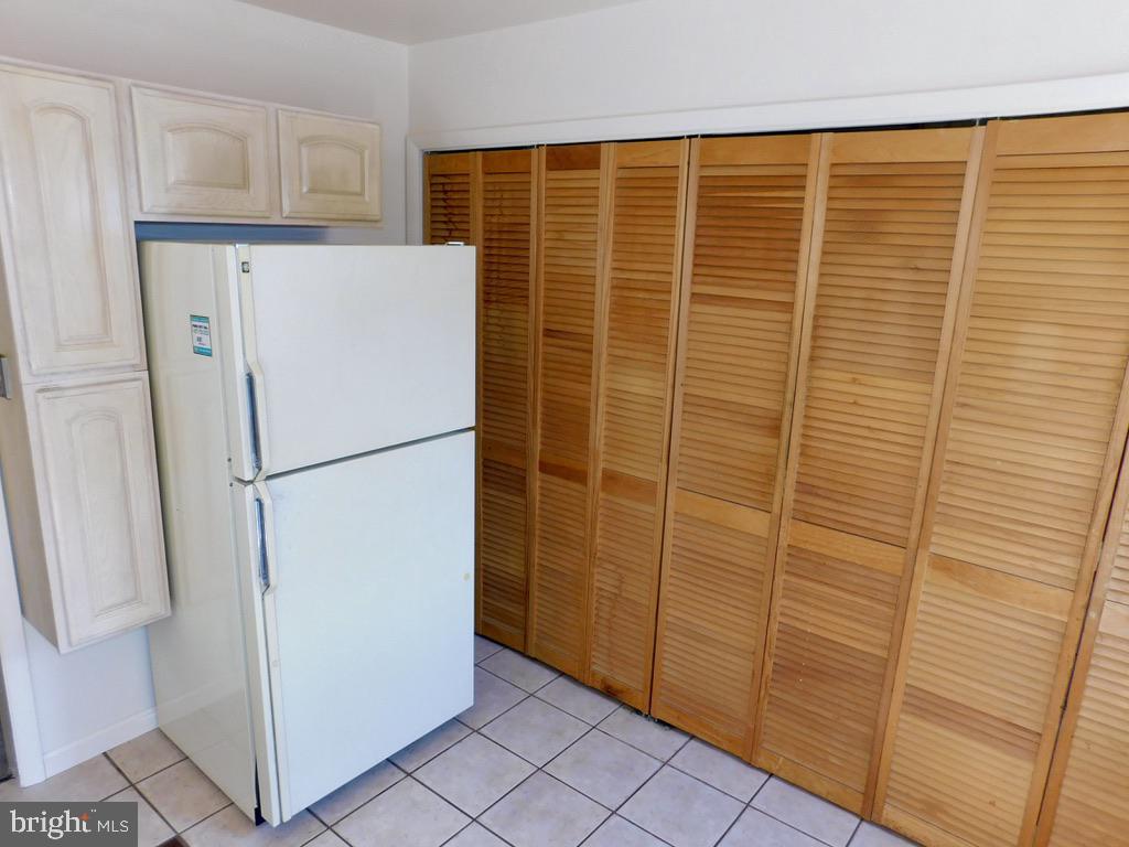 4720 Mawani Road Baltimore, MD 21206 - Photo 10 of 34 Kitchen Doors to Utilities