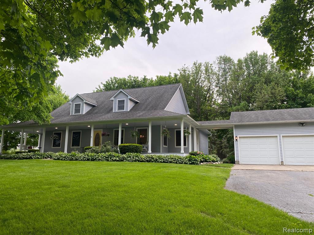 7389 Lobdell Road Linden, MI 48451 - Photo 1 of 45