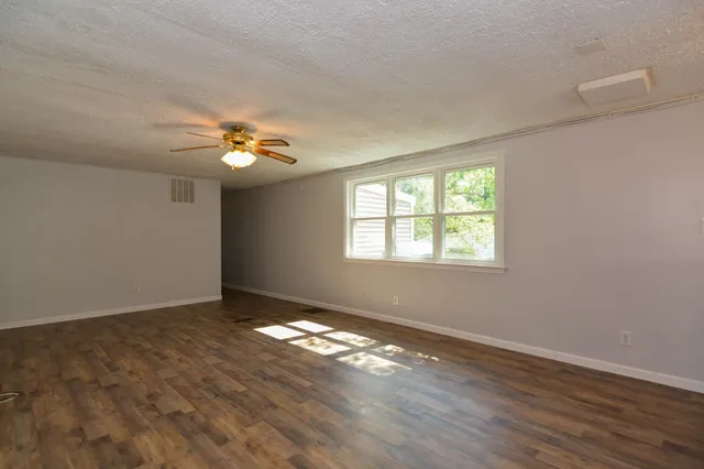 $190,000 | 87 Laurel Drive, Greenville, NH 03048