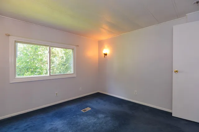 $190,000 | 87 Laurel Drive, Greenville, NH 03048