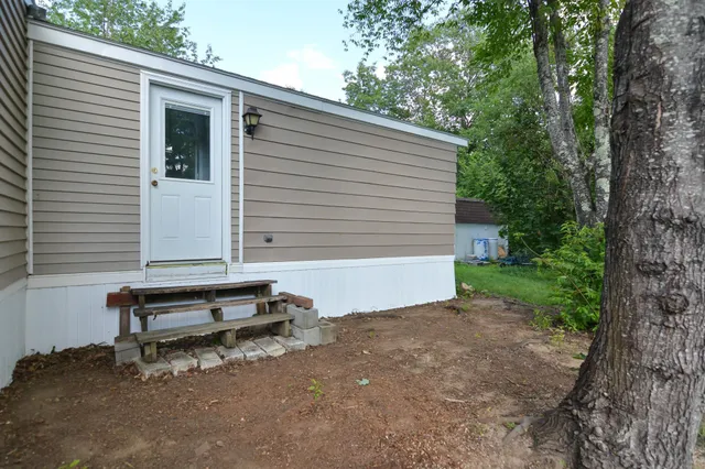 $190,000 | 87 Laurel Drive, Greenville, NH 03048