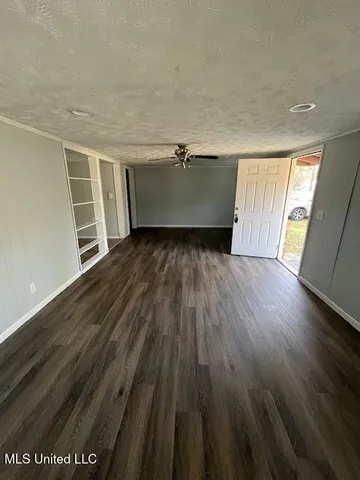 $800 | 1144 Harrison Drive, McComb, MS 39648