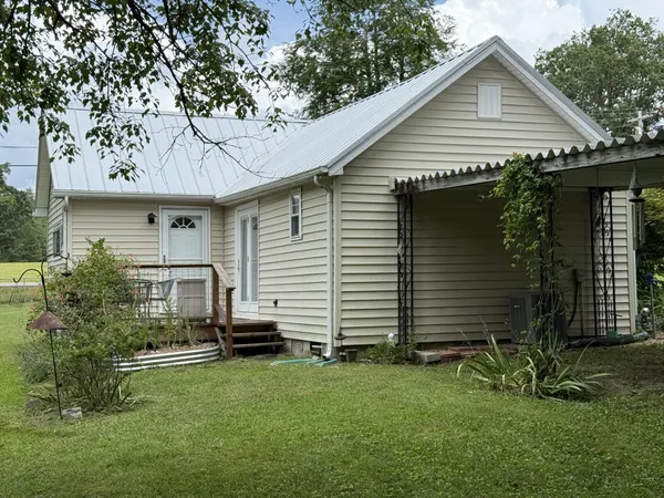 $295,000 | 17404 Highway 56, Beersheba Springs, TN 37305