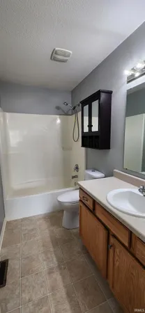 $284,900 | 4502 Castlerock Drive, New Haven, IN 46806