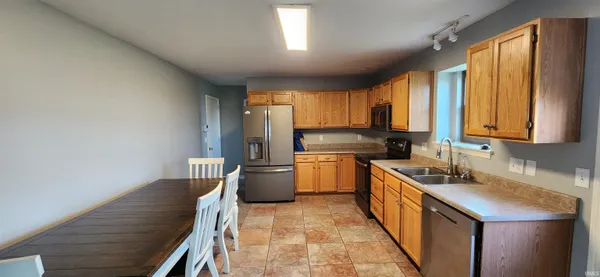 $284,900 | 4502 Castlerock Drive, New Haven, IN 46806