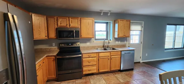 $284,900 | 4502 Castlerock Drive, New Haven, IN 46806